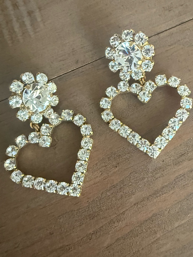 Loren Hope Cupid Heart Earrings 60$